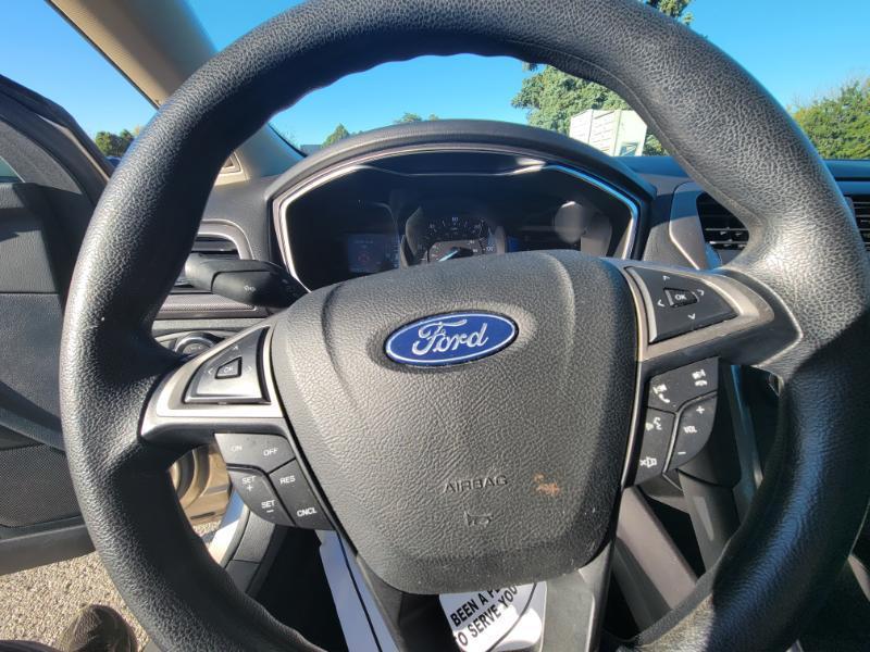 Ford Fusion Hybrid S 2018
