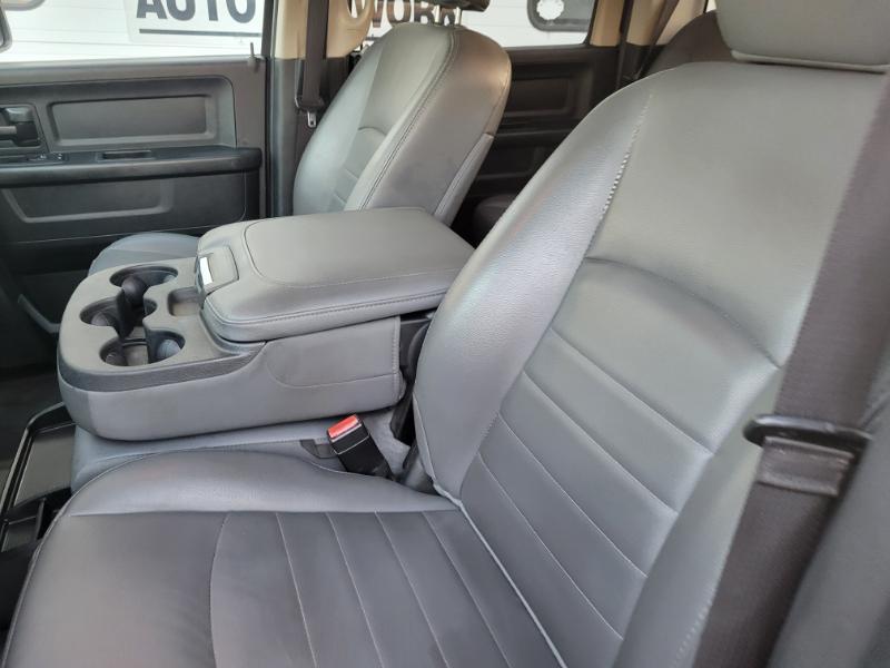 RAM 1500 Tradesman Crew Cab SWB 4WD 2018