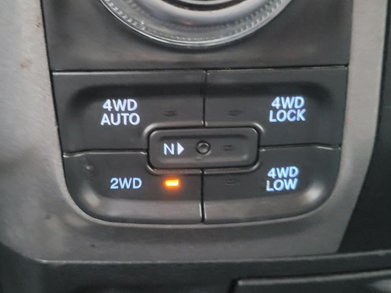 RAM 1500 Tradesman Crew Cab SWB 4WD 2018