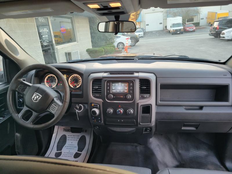 RAM 1500 Tradesman Crew Cab SWB 4WD 2018