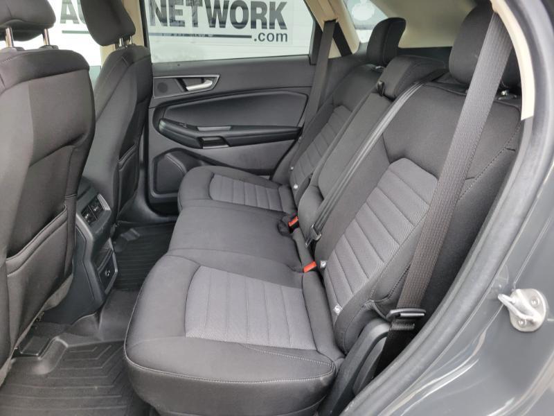 Ford Edge SE AWD 2021