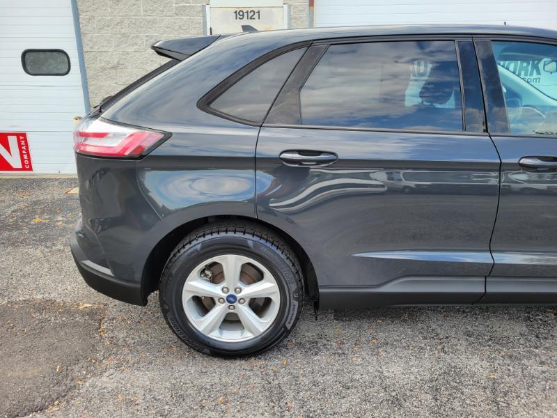 Ford Edge SE AWD 2021