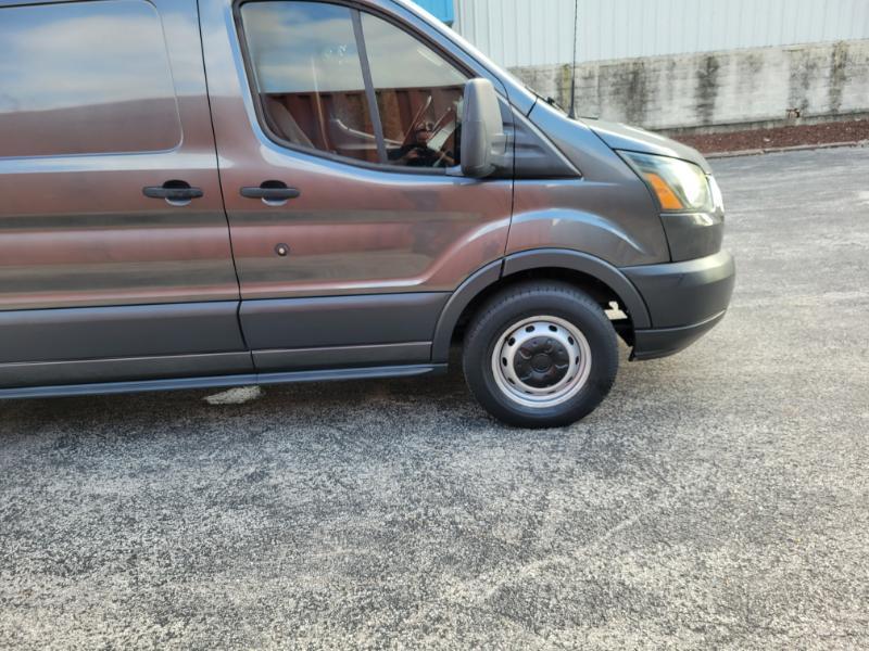 Ford Transit 150 Van Low Roof w/Sliding Pass. 130-in. WB 2016