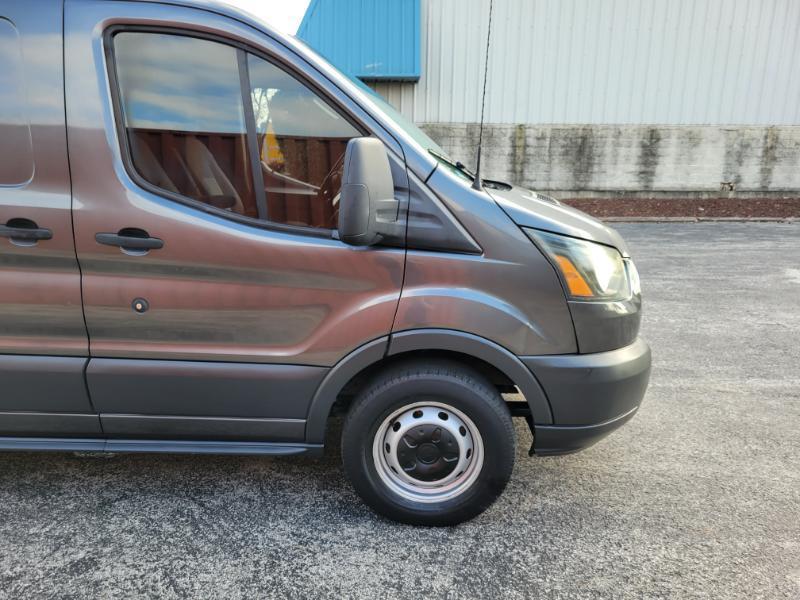 Ford Transit 150 Van Low Roof w/Sliding Pass. 130-in. WB 2016