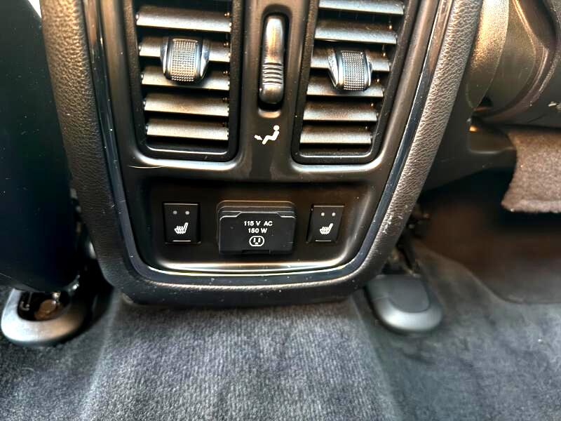 Jeep Grand Cherokee Overland 4WD 2012