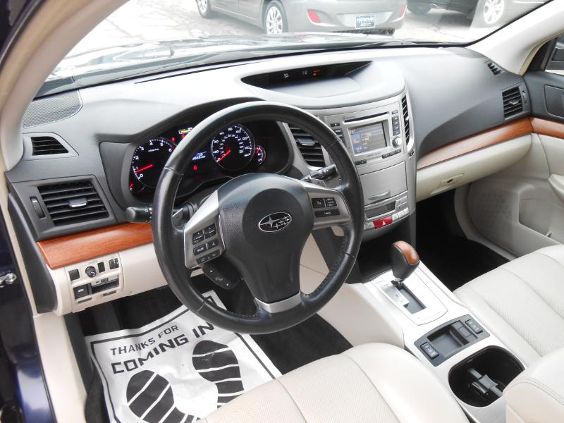 Subaru Outback 2.5i Limited 2014