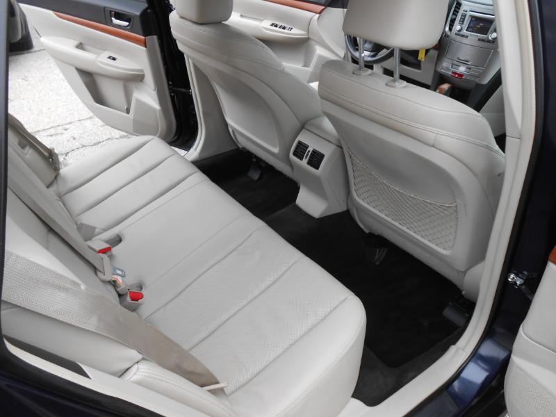 Subaru Outback 2.5i Limited 2014