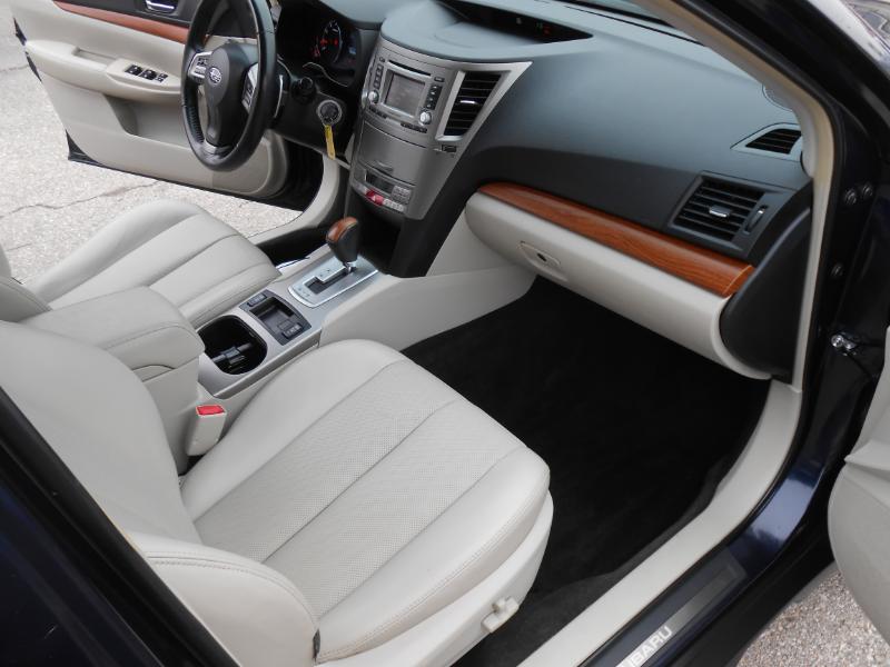 Subaru Outback 2.5i Limited 2014