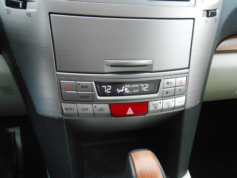 Subaru Outback 2.5i Limited 2014