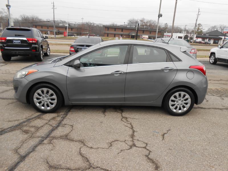 Hyundai Elantra GT A/T 2017