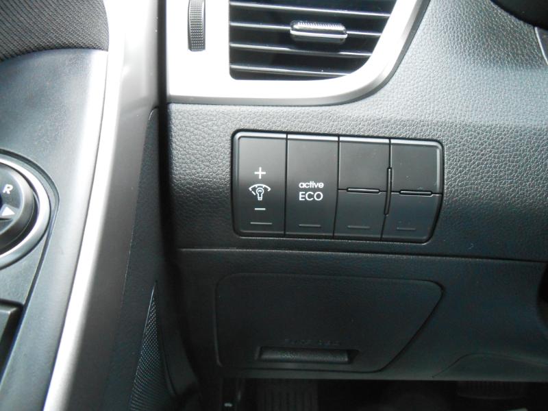 Hyundai Elantra GT A/T 2017