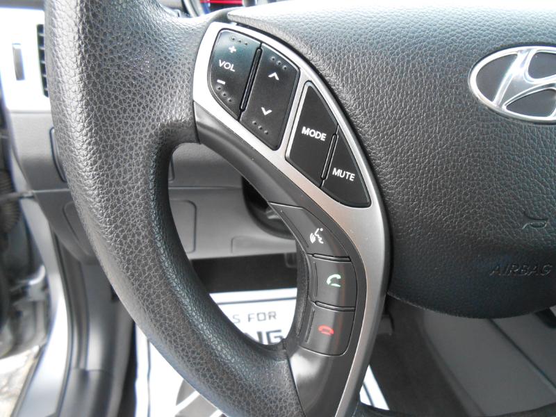 Hyundai Elantra GT A/T 2017