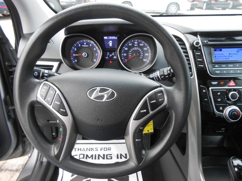 Hyundai Elantra GT A/T 2017