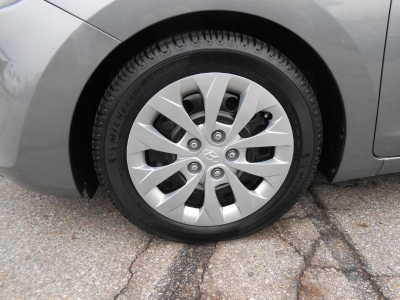 Hyundai Elantra GT A/T 2017