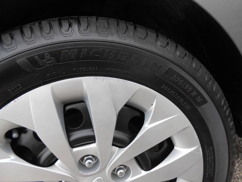 Hyundai Elantra GT A/T 2017