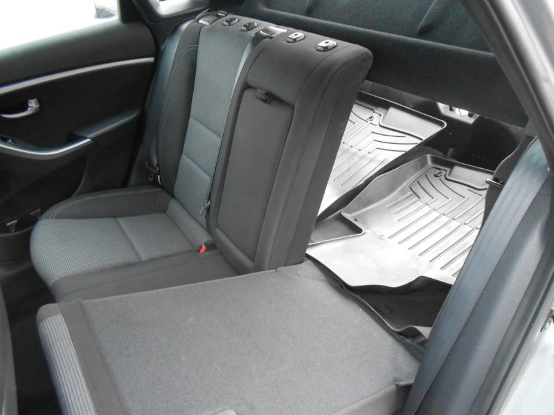 Hyundai Elantra GT A/T 2017