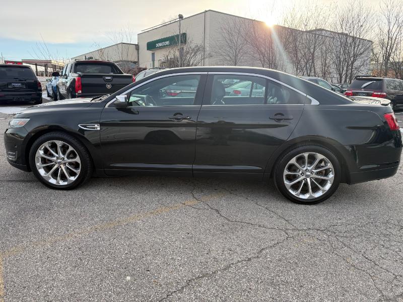 Ford Taurus Limited AWD 2013
