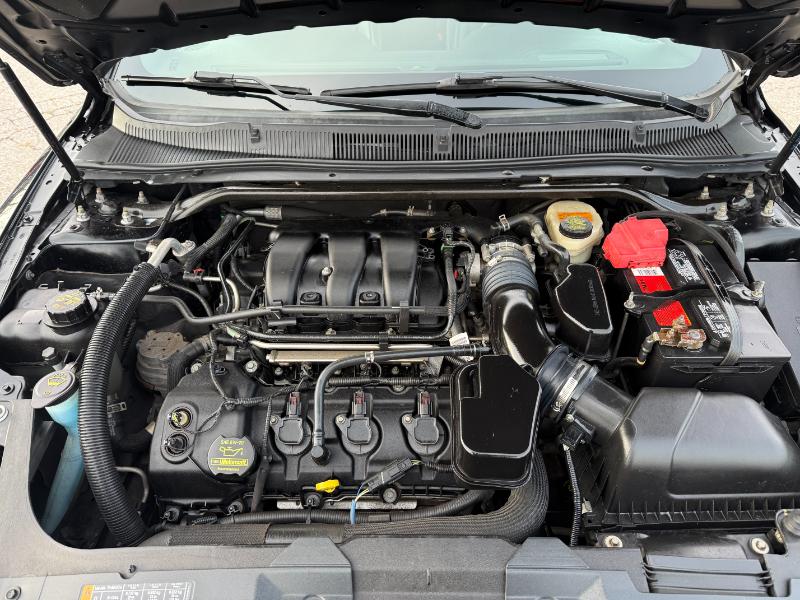 Ford Taurus Limited AWD 2013