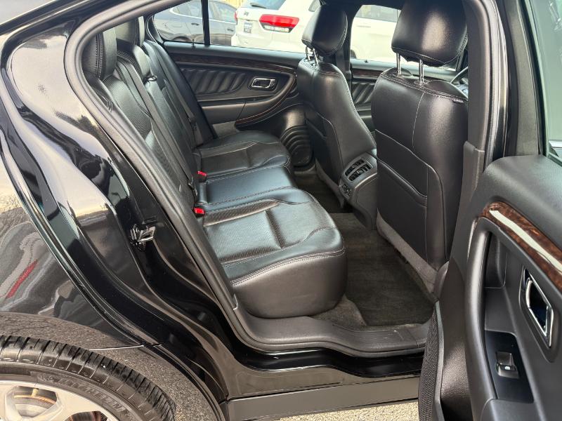 Ford Taurus Limited AWD 2013