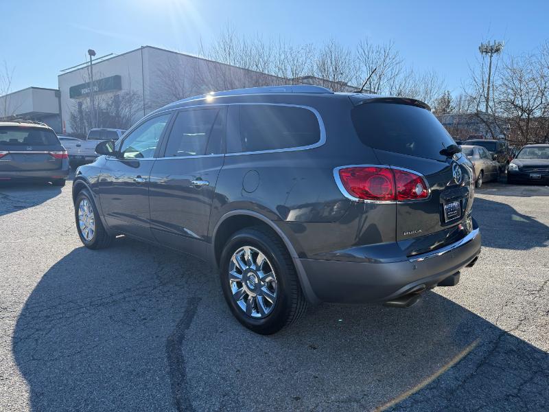 Buick Enclave Premium FWD 2012