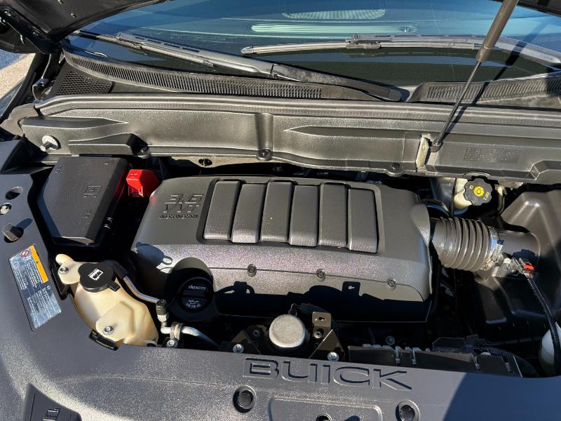 Buick Enclave Premium FWD 2012