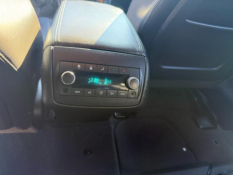 Buick Enclave Premium FWD 2012