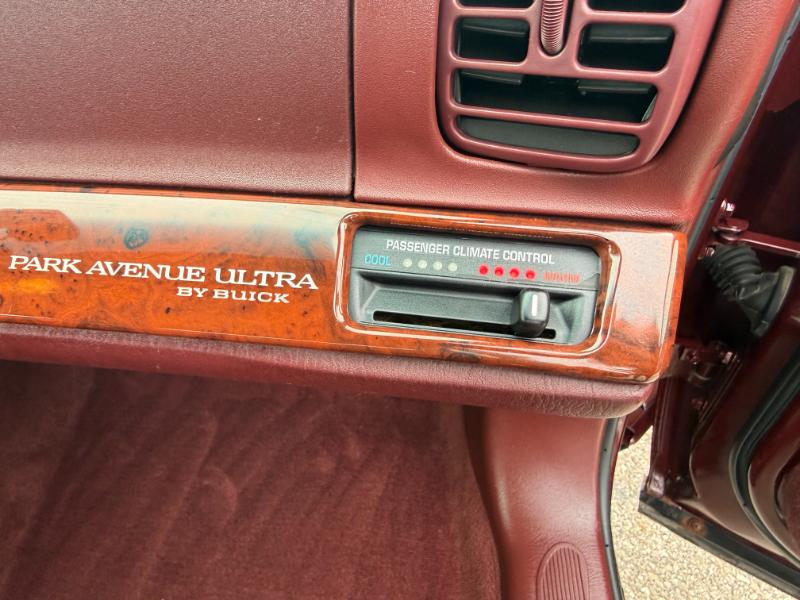Buick Park Avenue Ultra 1998