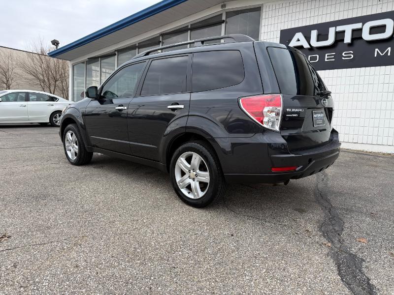 Subaru Forester 2.5X Limited 2010