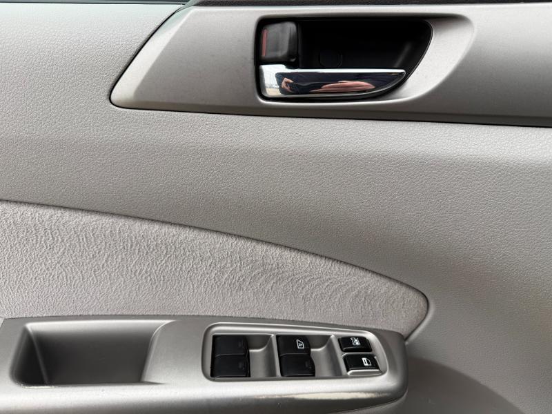 Subaru Forester 2.5X Limited 2010