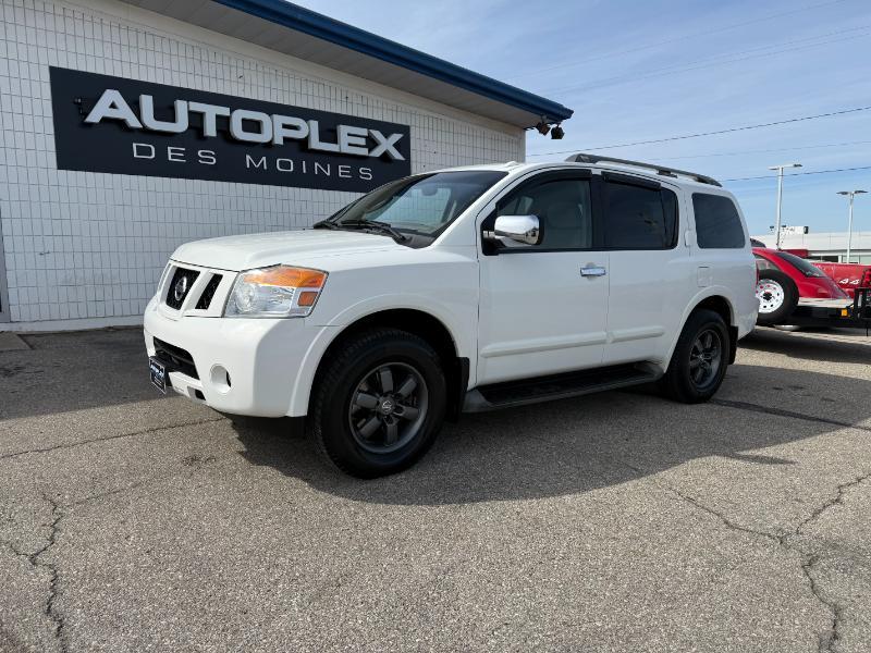 Nissan Armada SV 4D SUV 4WD 2012