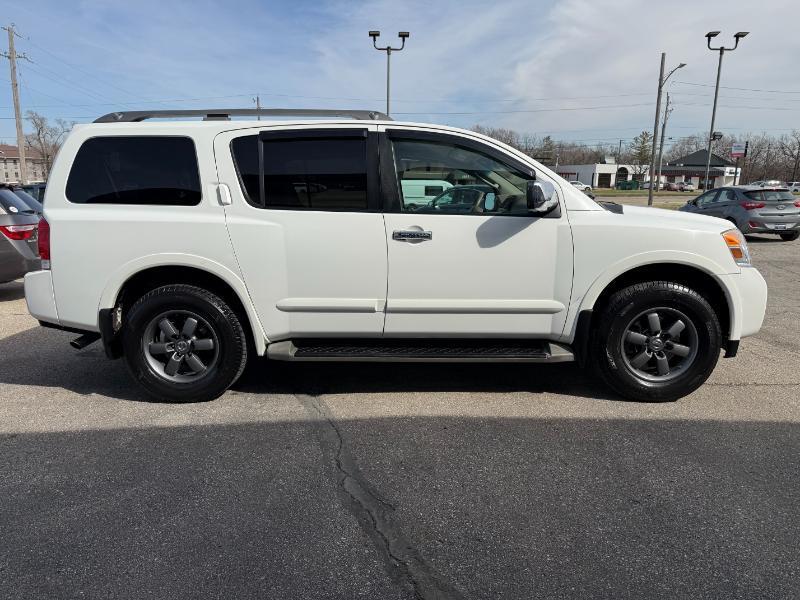 Nissan Armada SV 4D SUV 4WD 2012