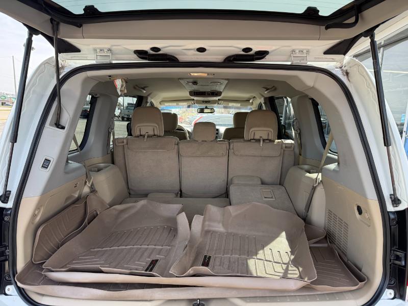 Nissan Armada SV 4D SUV 4WD 2012