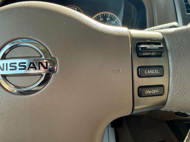 Nissan Armada SV 4D SUV 4WD 2012