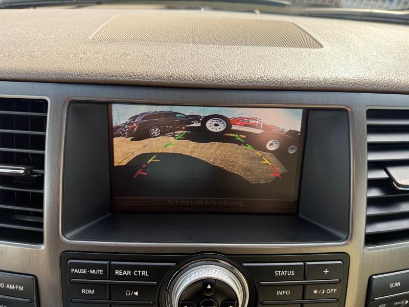 Nissan Armada SV 4D SUV 4WD 2012