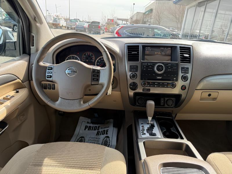 Nissan Armada SV 4D SUV 4WD 2012