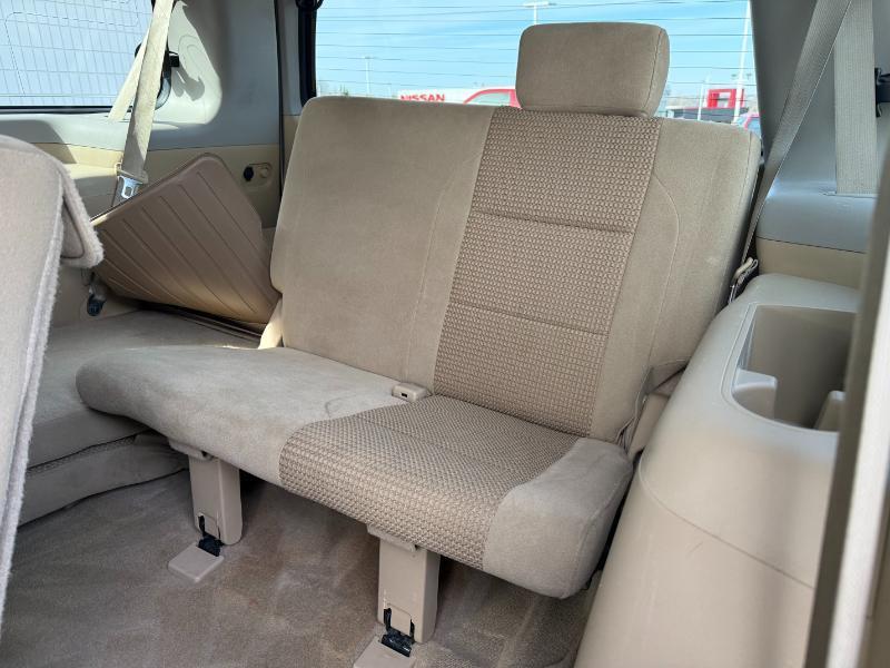 Nissan Armada SV 4D SUV 4WD 2012