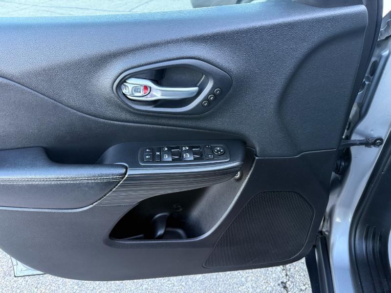 Jeep Cherokee Limited 4WD 2015