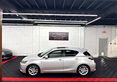 2015 Lexus CT 200h  2015 Lexus CT 200h