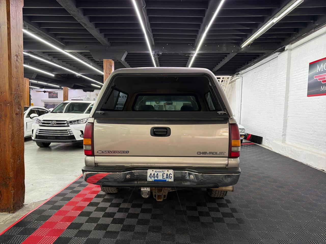 Chevrolet 1500 Pickups Ext Cab 155.5" 2002