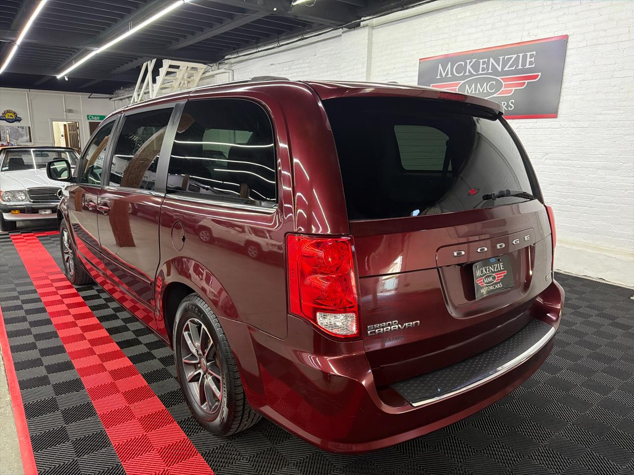 Dodge Grand Caravan SXT 2017