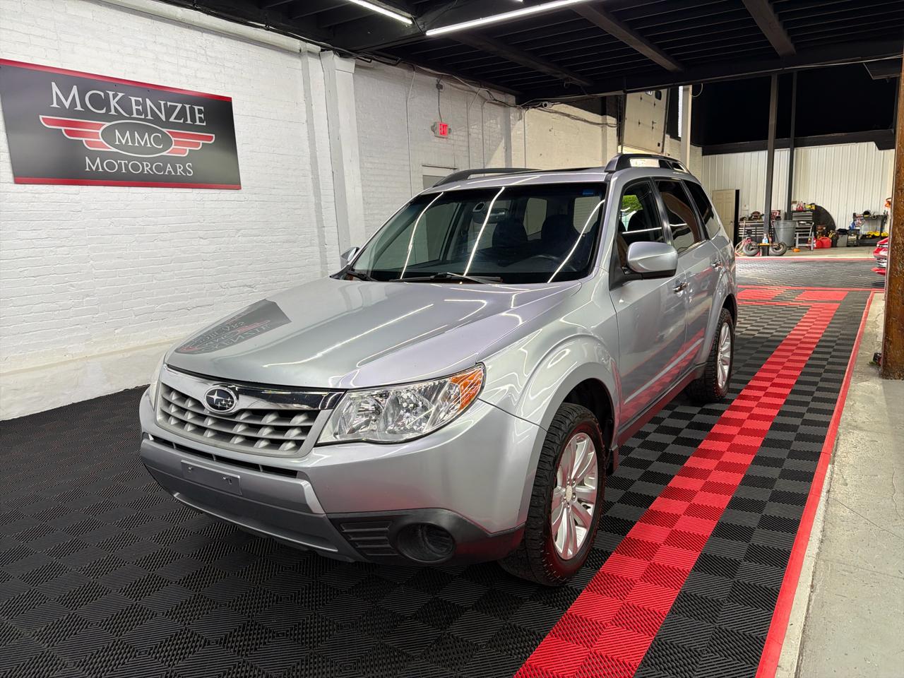 Subaru Forester 2.5X Premium 2012