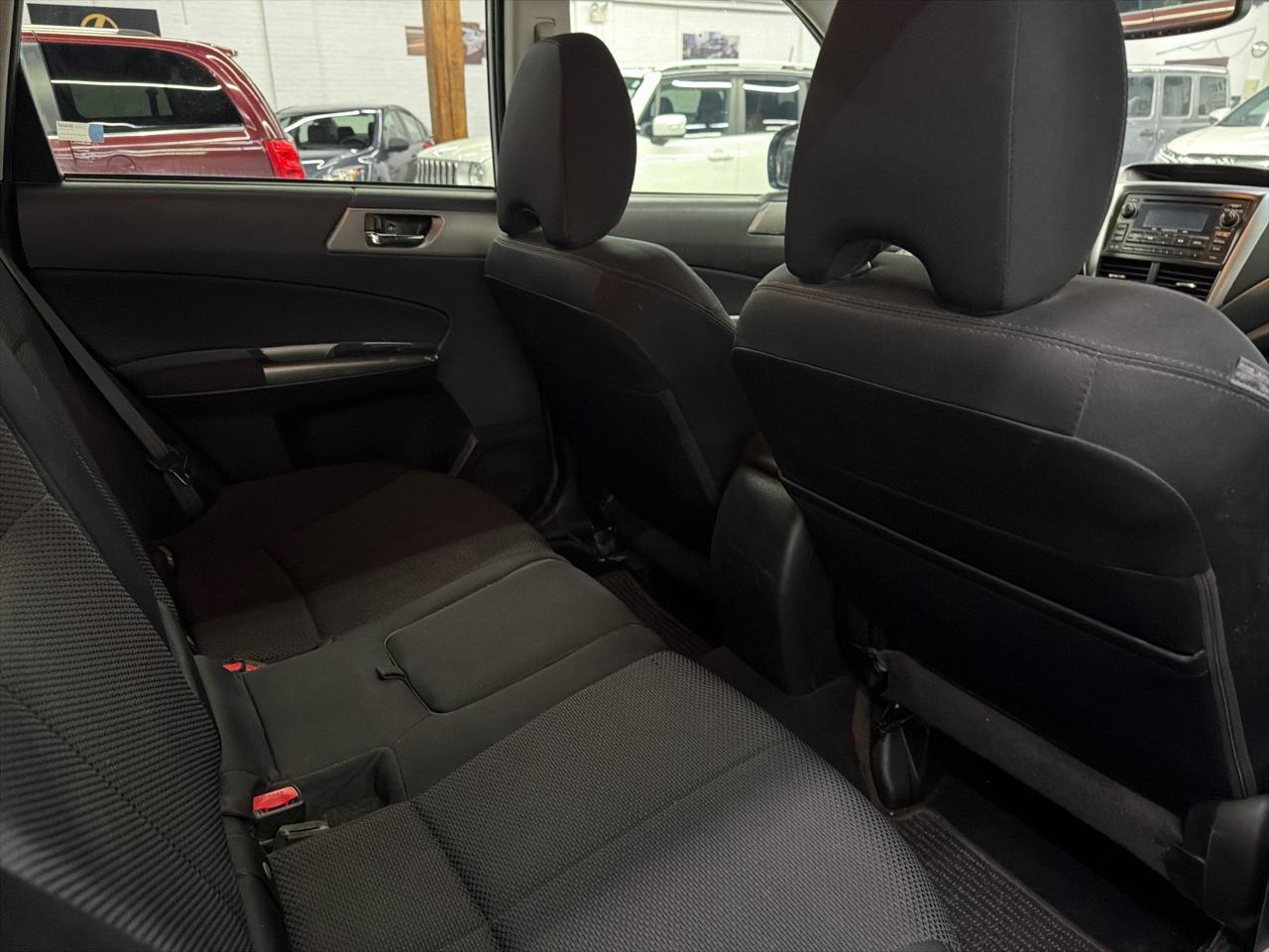 Subaru Forester 2.5X Premium 2012