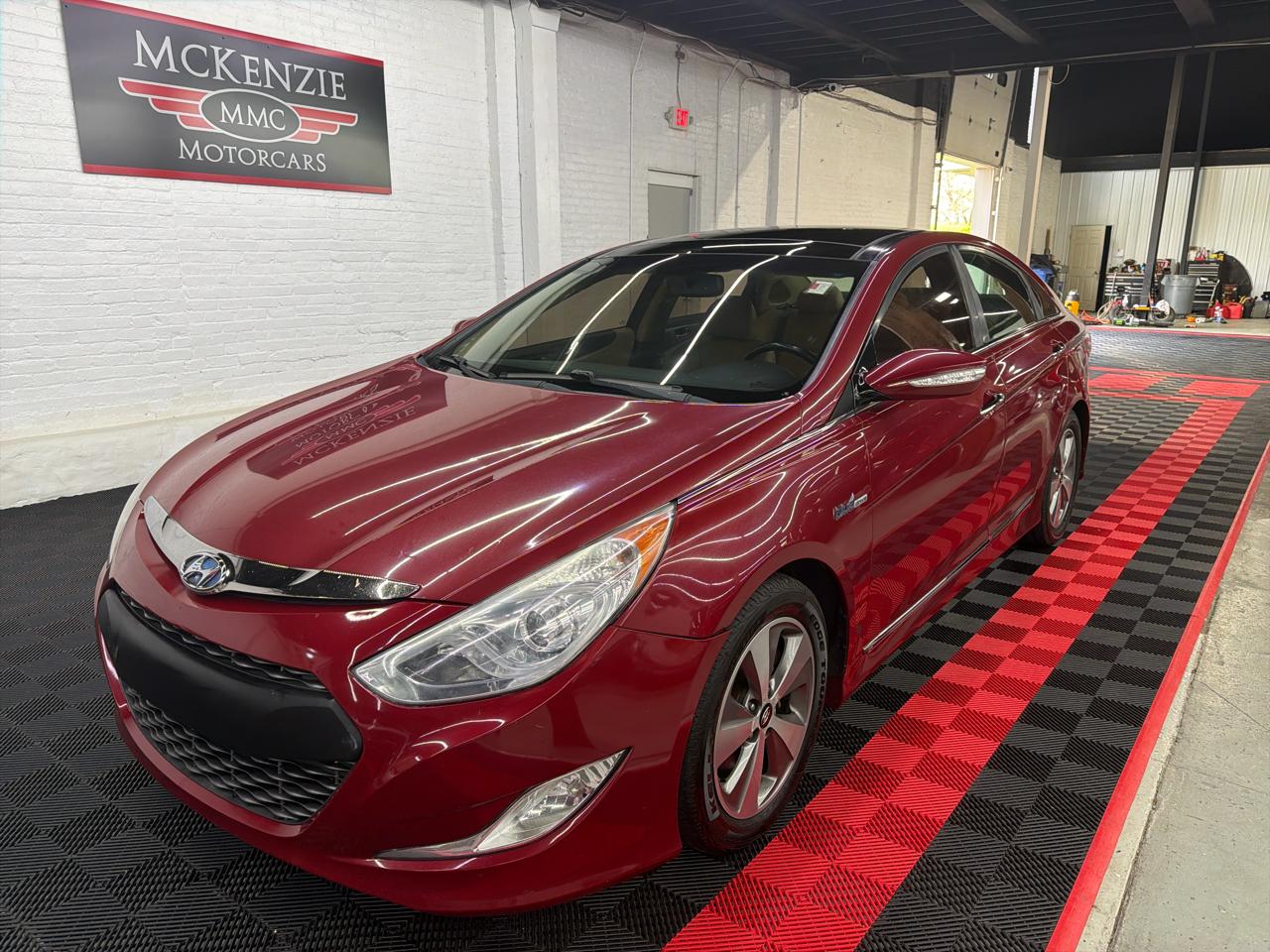 Hyundai Sonata Hybrid Sedan 2011