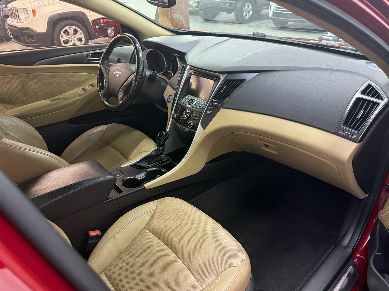 Hyundai Sonata Hybrid Sedan 2011