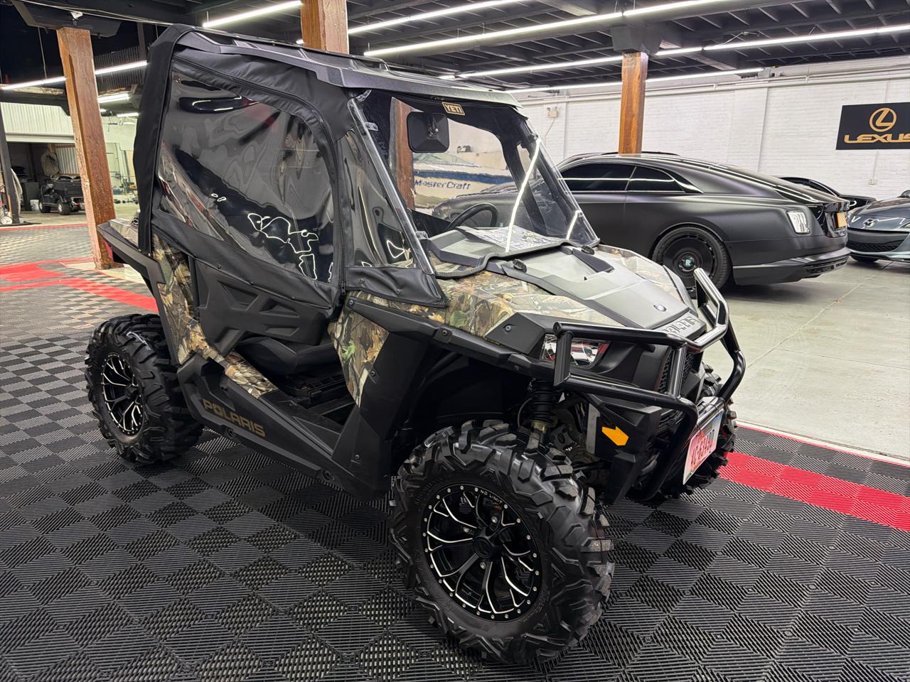 Polaris RZR 900  2015