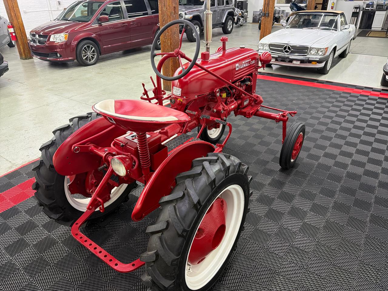 International Cub 154 Lo-Boy  1947