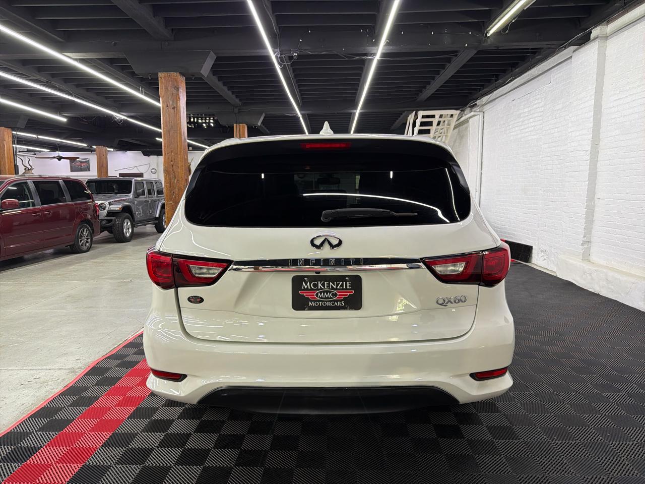 Infiniti QX60 Base AWD 2017