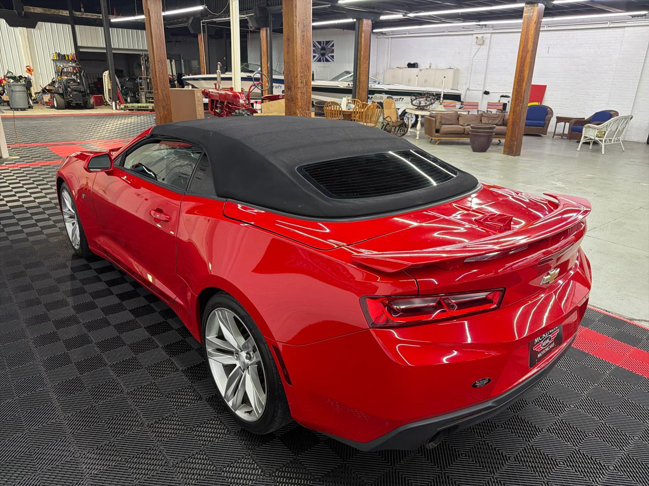 Chevrolet Camaro 1LT Convertible 8A 2018
