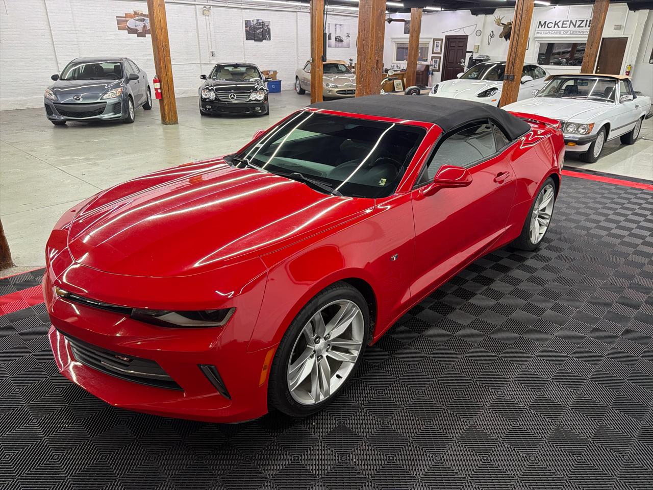 Chevrolet Camaro 1LT Convertible 8A 2018