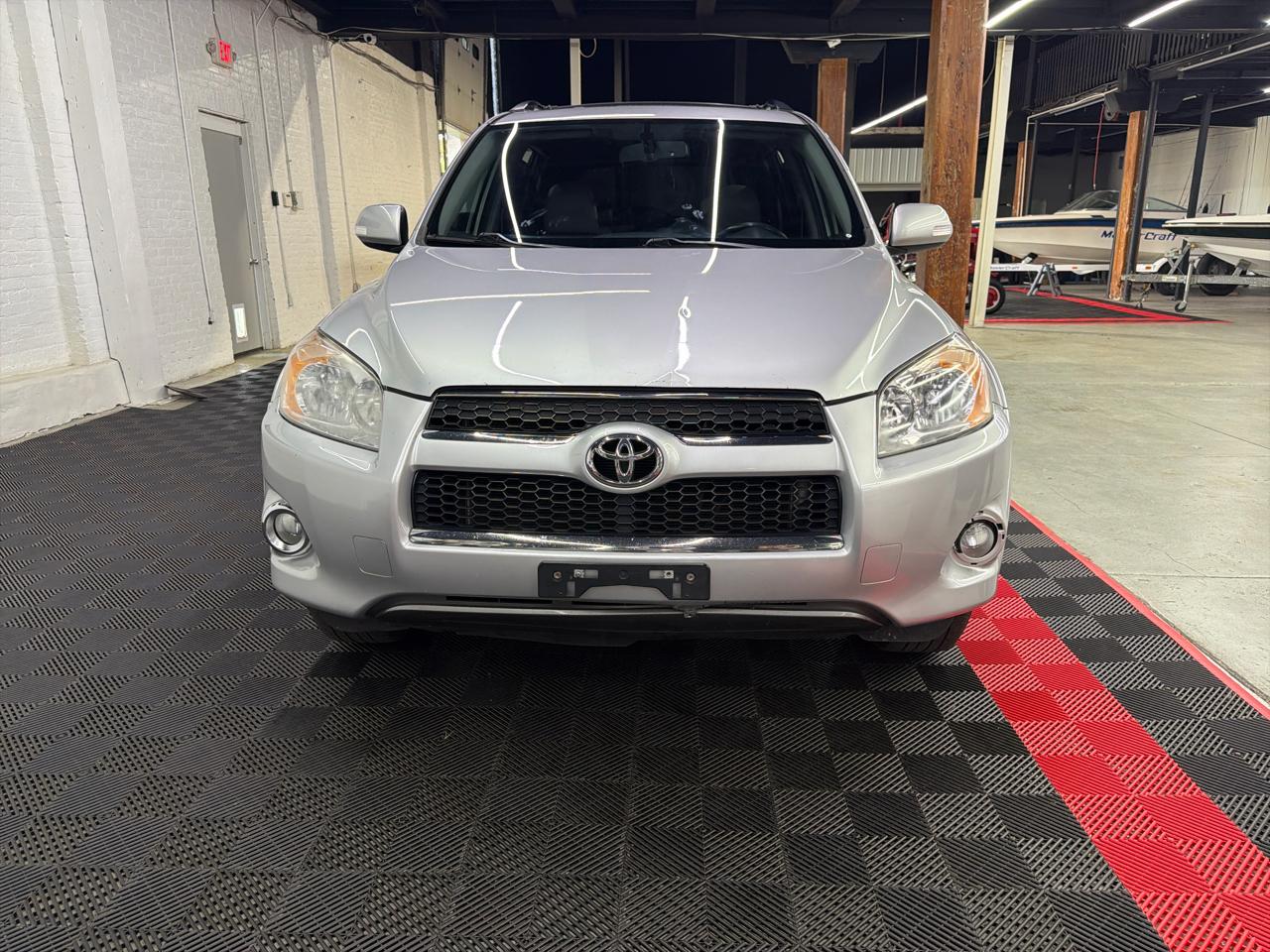Toyota RAV4 Limited I4 4WD 2012